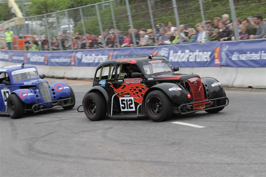 Kevin Verner i hård kamp mellem betonklodserne i Aarhus i 2013.
(Foto: Motorsporten.dk)